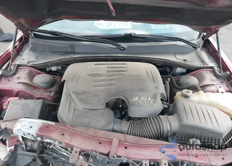 2021 Chrysler 300 300S z USA, uszkodzony, nr VIN 2C3CCABG0MH541253